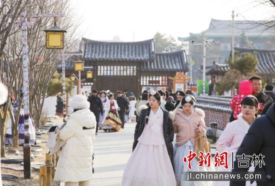 �Ӽ���ί������/���D