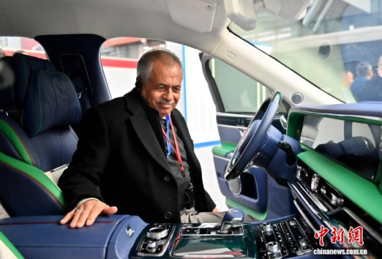 12��16���������L(zh��ng)��������F(tu��n)�ɆT�w�(y��n)�Ї�(gu��)��܇�������� �z