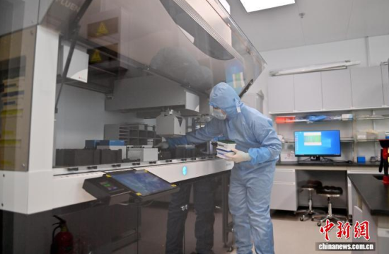 3��20�գ������L(zh��ng)�������ִ�W(xu��)���￼�Ō�(sh��)�(y��n)�ҹ����ˆT������DNA�z�y(c��)�������� �z